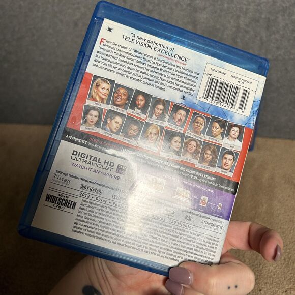 Orange is the new Black Season 1-3 on Blu-ray Pre owned - Picture 3 of 13